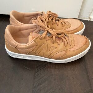 New Balance White & Tan Sneakers